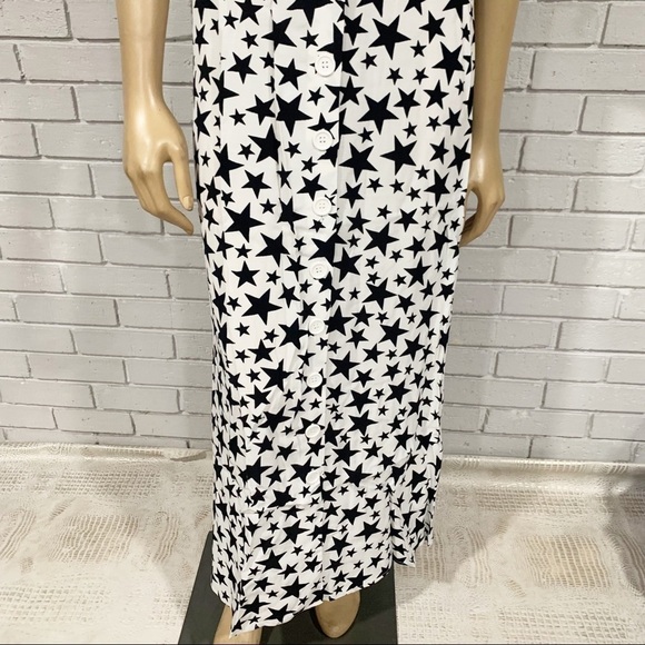 Nobody’s Child V-Neck Star Print With Tie Shoulders Dress - Picture 3 of 8